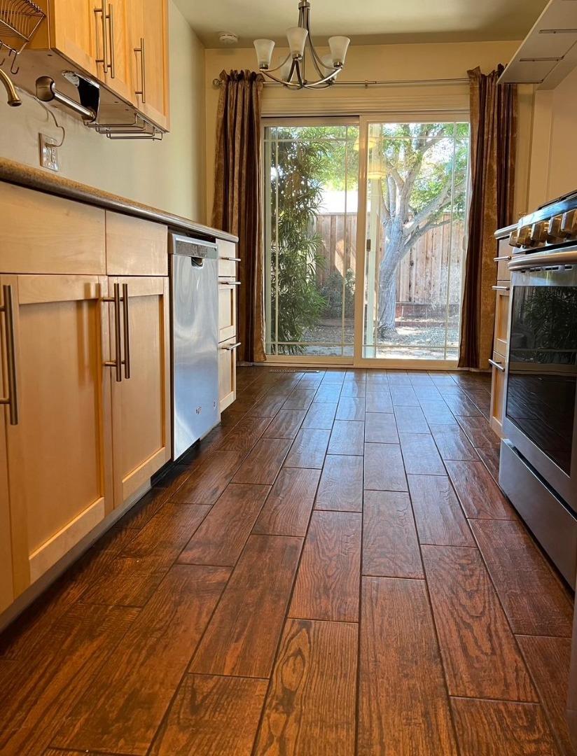 Detail Gallery Image 4 of 4 For 4313 Camden Ave #4313,  San Jose,  CA 95124 - 3 Beds | 2 Baths