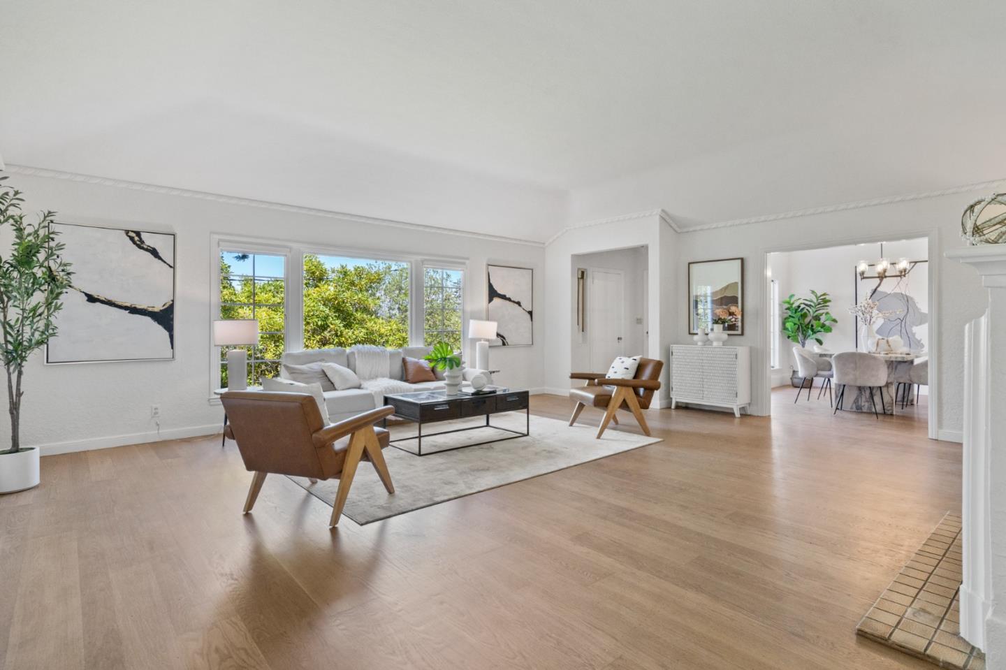 Detail Gallery Image 10 of 66 For 206 Frances Ln, Redwood City,  CA 94062 - 4 Beds | 2 Baths