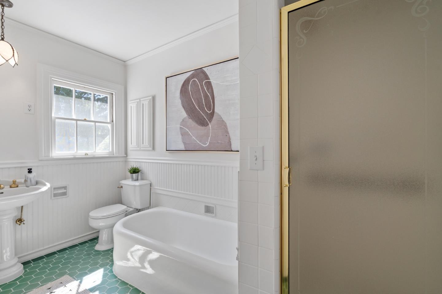 Detail Gallery Image 25 of 66 For 206 Frances Ln, Redwood City,  CA 94062 - 4 Beds | 2 Baths