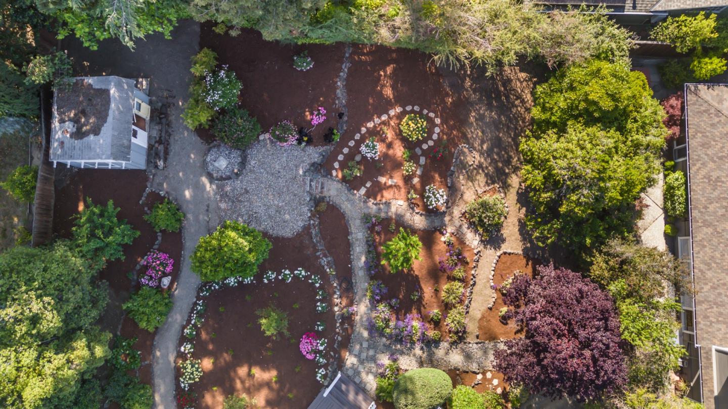 Detail Gallery Image 40 of 66 For 206 Frances Ln, Redwood City,  CA 94062 - 4 Beds | 2 Baths