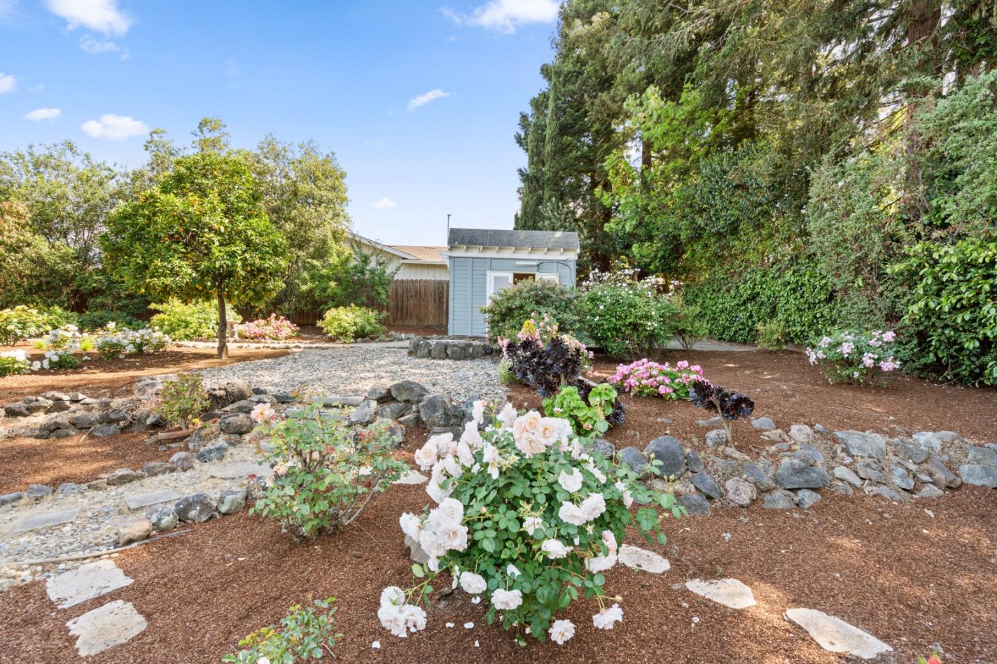 Detail Gallery Image 44 of 66 For 206 Frances Ln, Redwood City,  CA 94062 - 4 Beds | 2 Baths