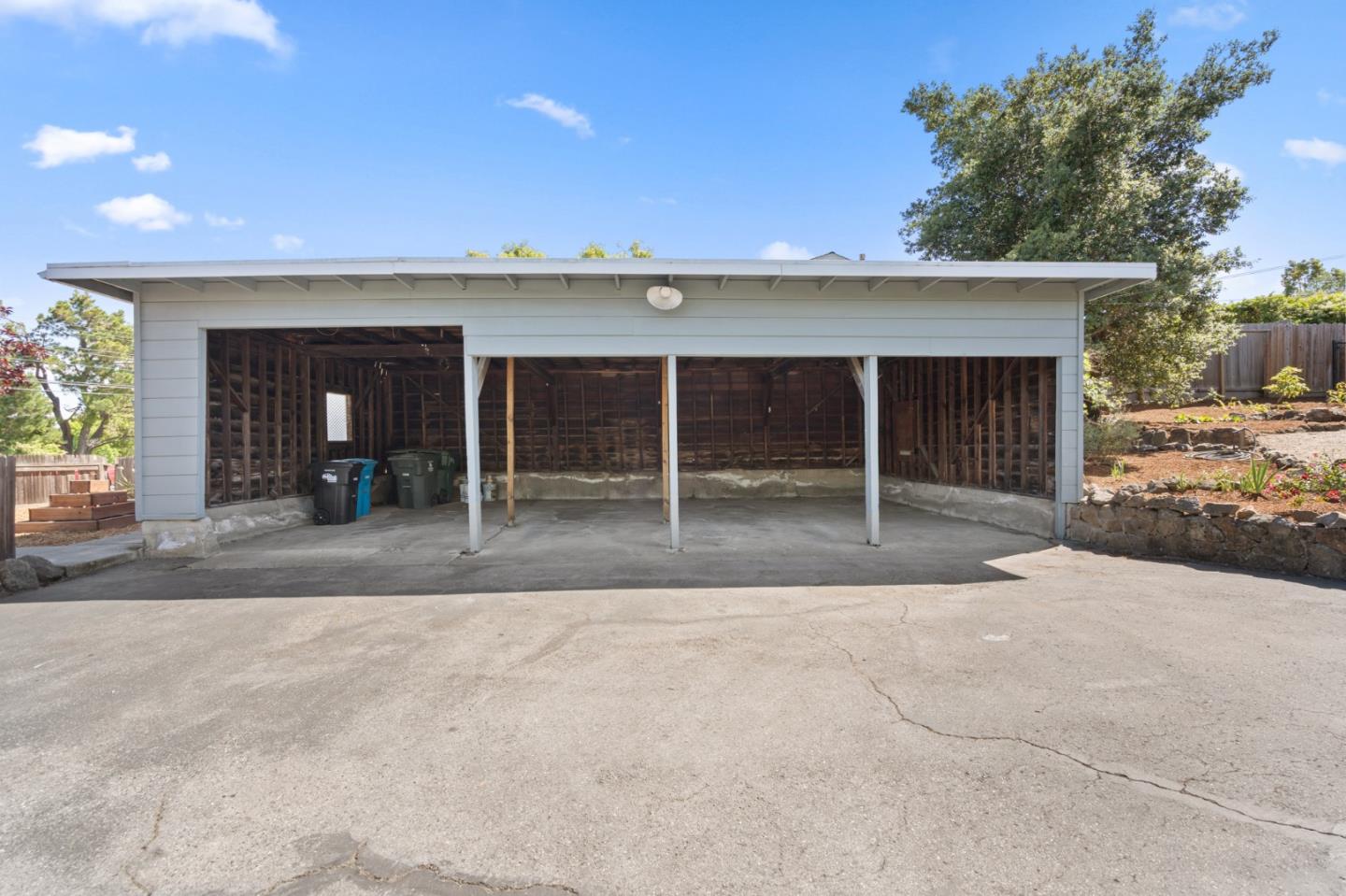 Detail Gallery Image 48 of 66 For 206 Frances Ln, Redwood City,  CA 94062 - 4 Beds | 2 Baths