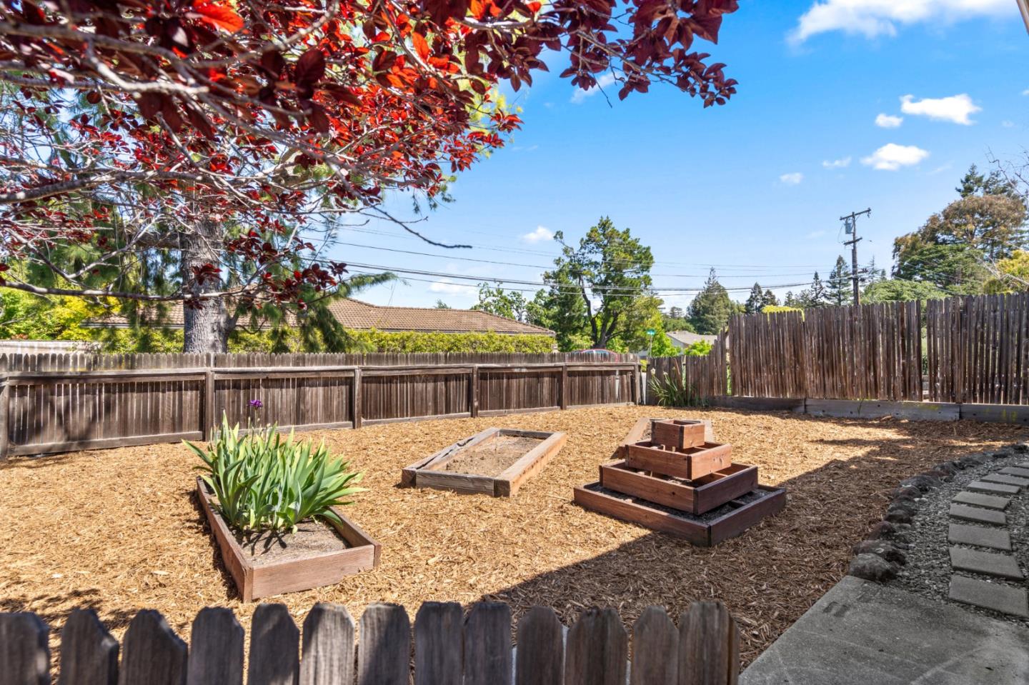 Detail Gallery Image 54 of 66 For 206 Frances Ln, Redwood City,  CA 94062 - 4 Beds | 2 Baths