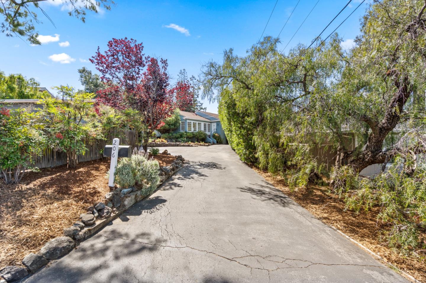 Detail Gallery Image 59 of 66 For 206 Frances Ln, Redwood City,  CA 94062 - 4 Beds | 2 Baths