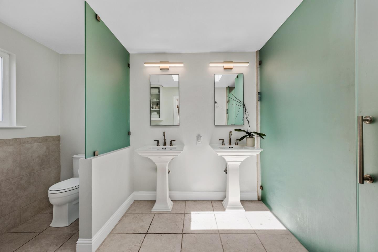 Detail Gallery Image 17 of 43 For 360 Fairway Drive, Pacifica,  CA 94044 - 3 Beds | 2 Baths