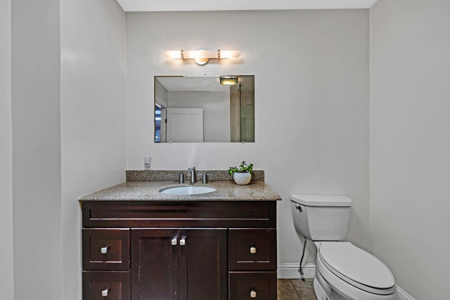 Detail Gallery Image 23 of 43 For 360 Fairway Drive, Pacifica,  CA 94044 - 3 Beds | 2 Baths