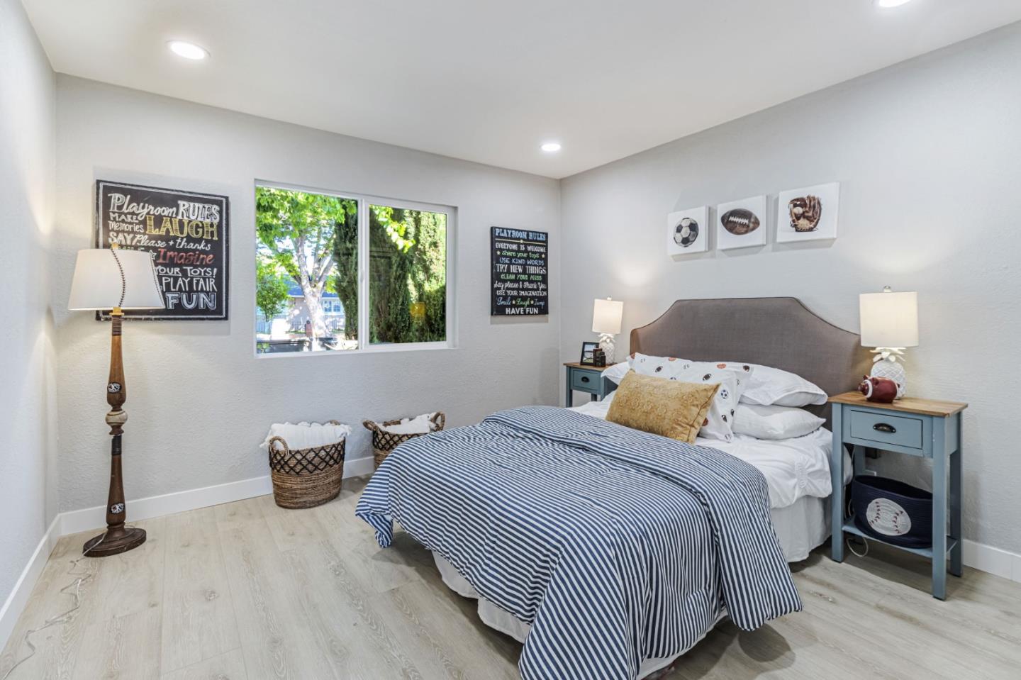 Detail Gallery Image 13 of 29 For 3855 Kauai Dr, San Jose,  CA 95111 - 4 Beds | 2 Baths