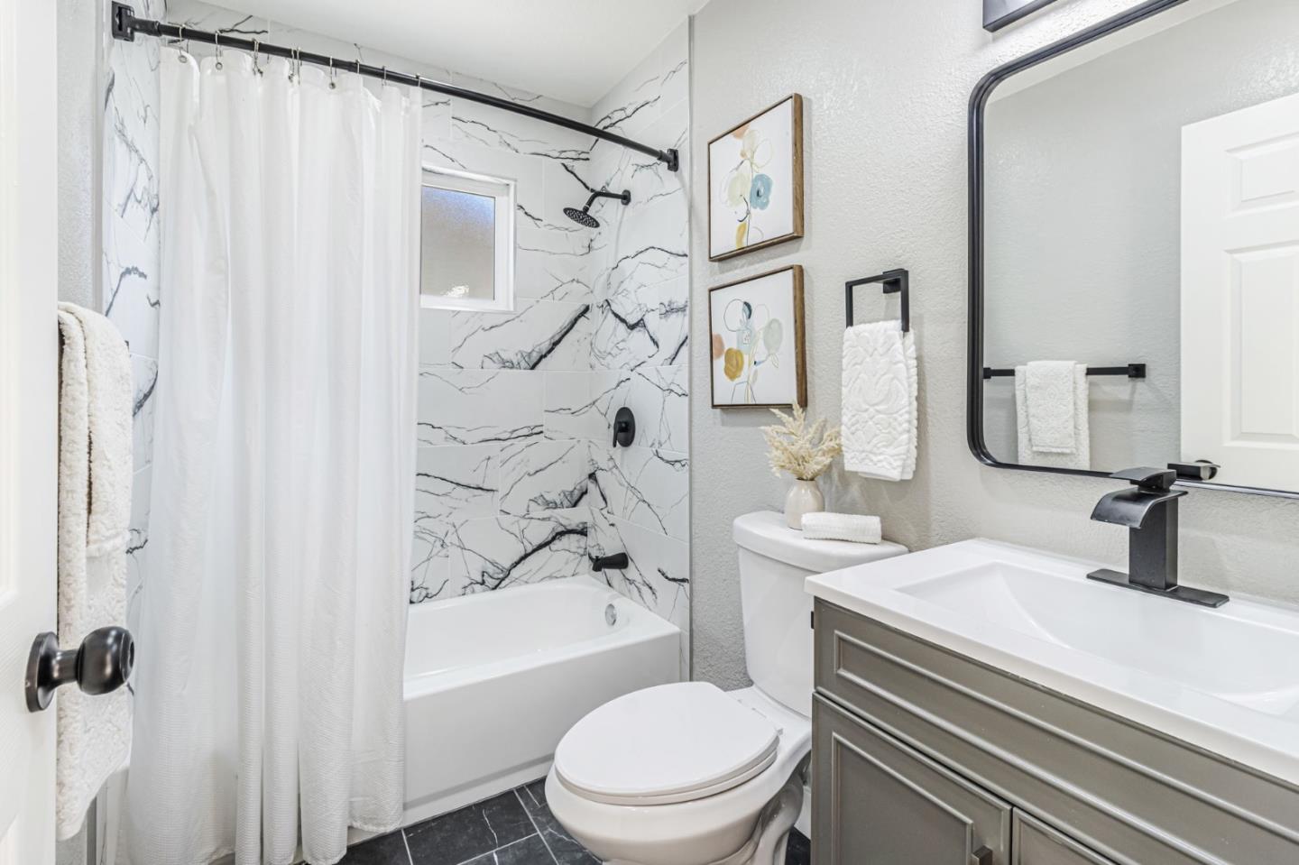 Detail Gallery Image 22 of 29 For 3855 Kauai Dr, San Jose,  CA 95111 - 4 Beds | 2 Baths