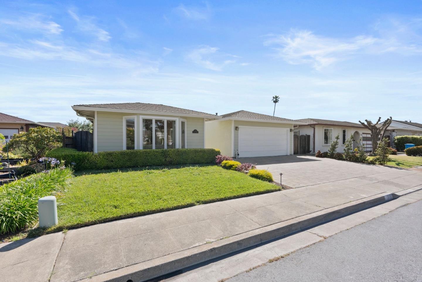 Detail Gallery Image 3 of 44 For 372 Bluefish Ct, Foster City,  CA 94404 - 3 Beds | 2 Baths