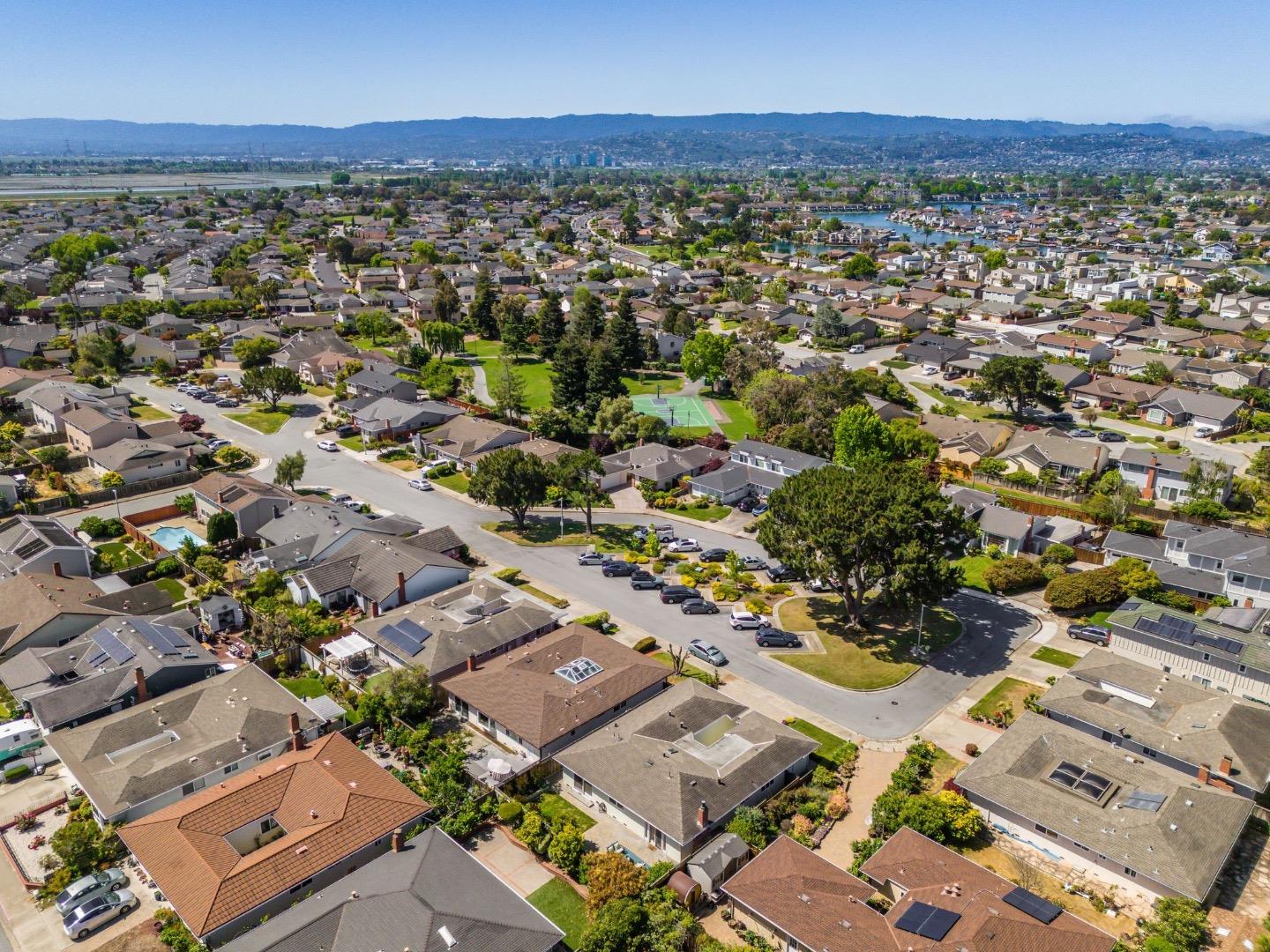 Detail Gallery Image 41 of 44 For 372 Bluefish Ct, Foster City,  CA 94404 - 3 Beds | 2 Baths