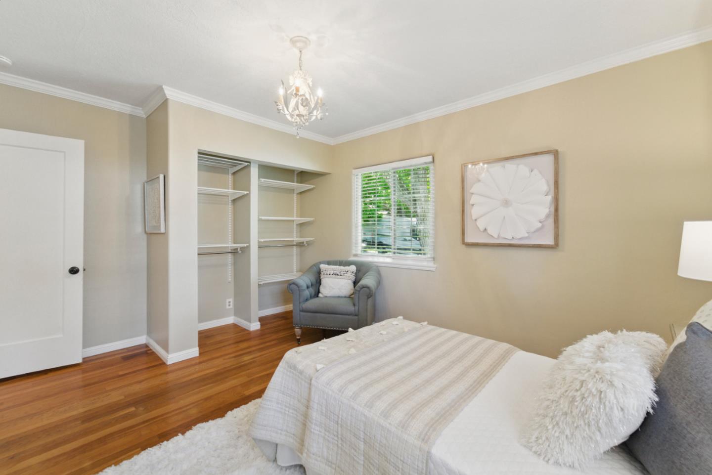 Detail Gallery Image 10 of 44 For 1344 Iris Ct, San Jose,  CA 95125 - 3 Beds | 2/1 Baths