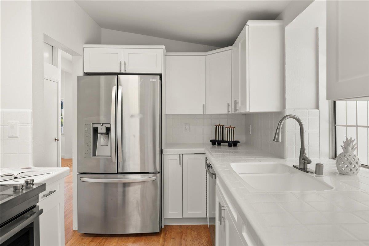 Detail Gallery Image 10 of 31 For 325 Burnett Ave, Santa Clara,  CA 95051 - 3 Beds | 2 Baths
