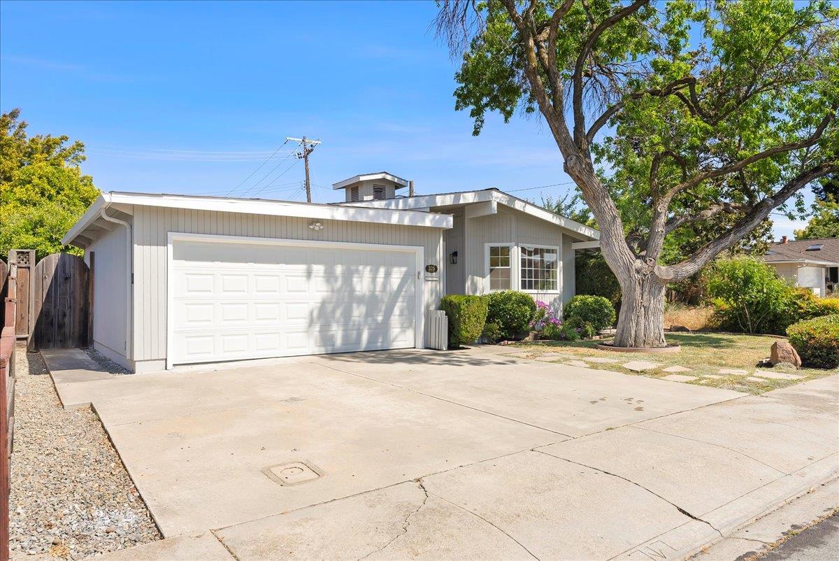Detail Gallery Image 29 of 31 For 325 Burnett Ave, Santa Clara,  CA 95051 - 3 Beds | 2 Baths