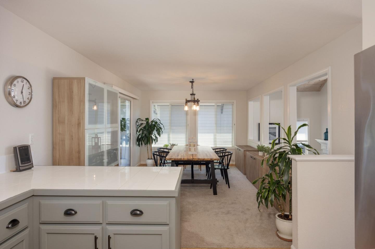 Detail Gallery Image 12 of 35 For 754 San Carlos Ave, El Granada,  CA 94018 - 3 Beds | 2 Baths