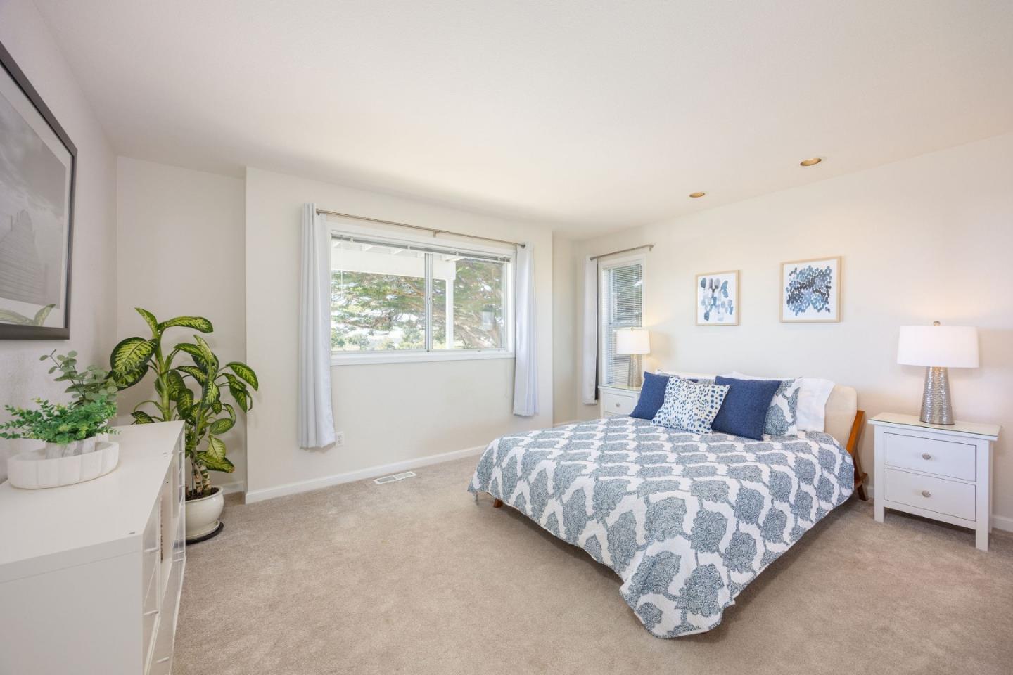 Detail Gallery Image 14 of 35 For 754 San Carlos Ave, El Granada,  CA 94018 - 3 Beds | 2 Baths