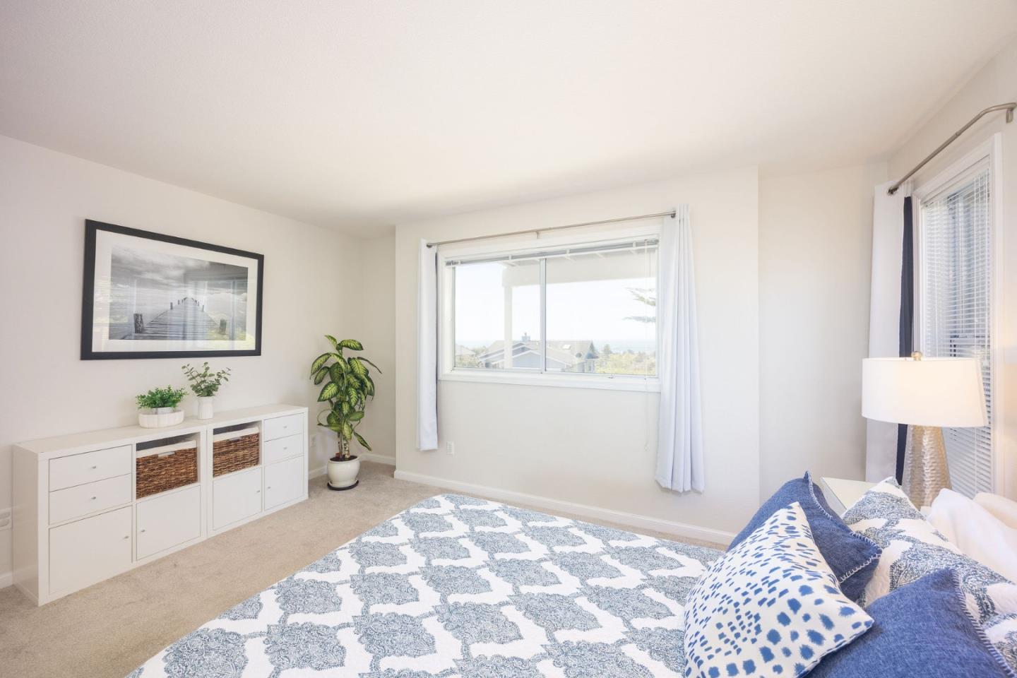 Detail Gallery Image 15 of 35 For 754 San Carlos Ave, El Granada,  CA 94018 - 3 Beds | 2 Baths