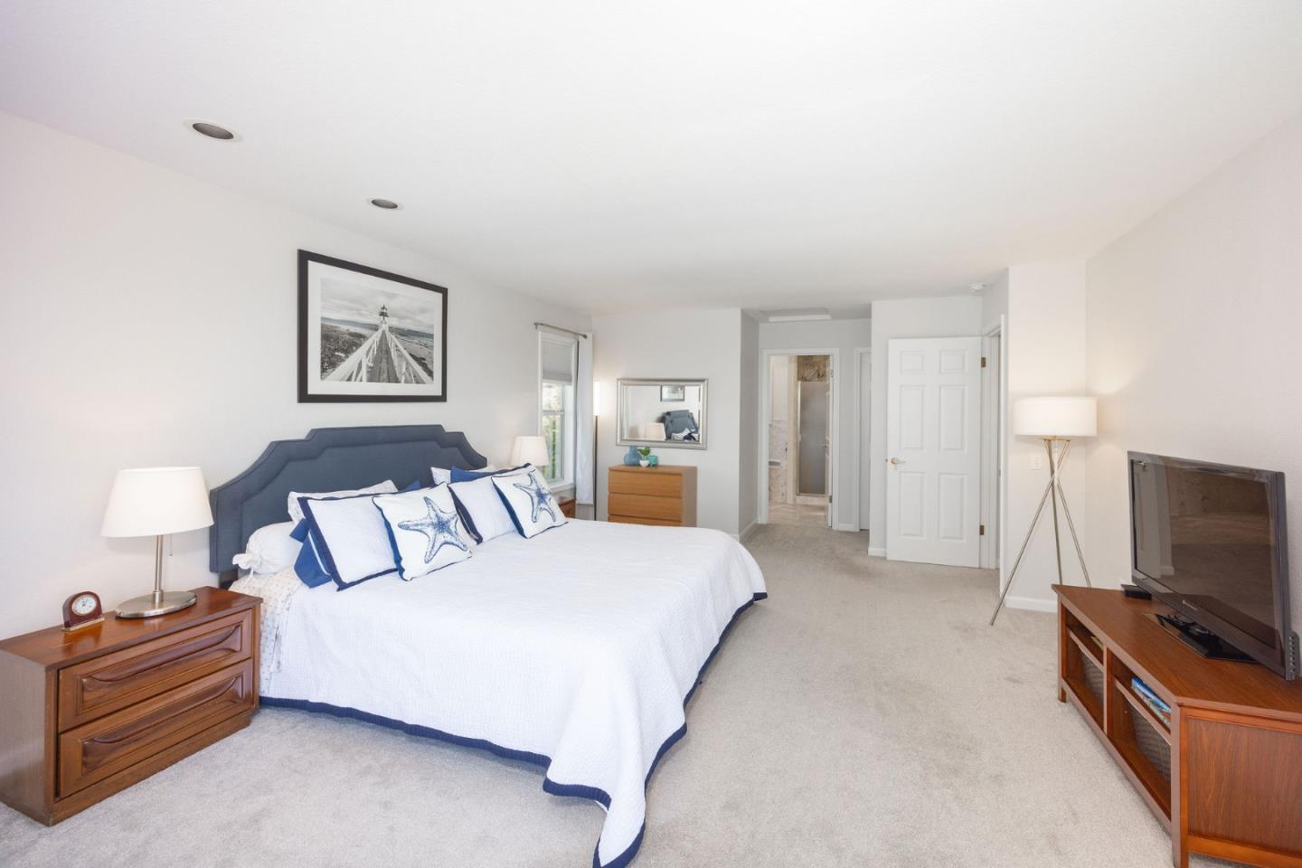 Detail Gallery Image 22 of 35 For 754 San Carlos Ave, El Granada,  CA 94018 - 3 Beds | 2 Baths