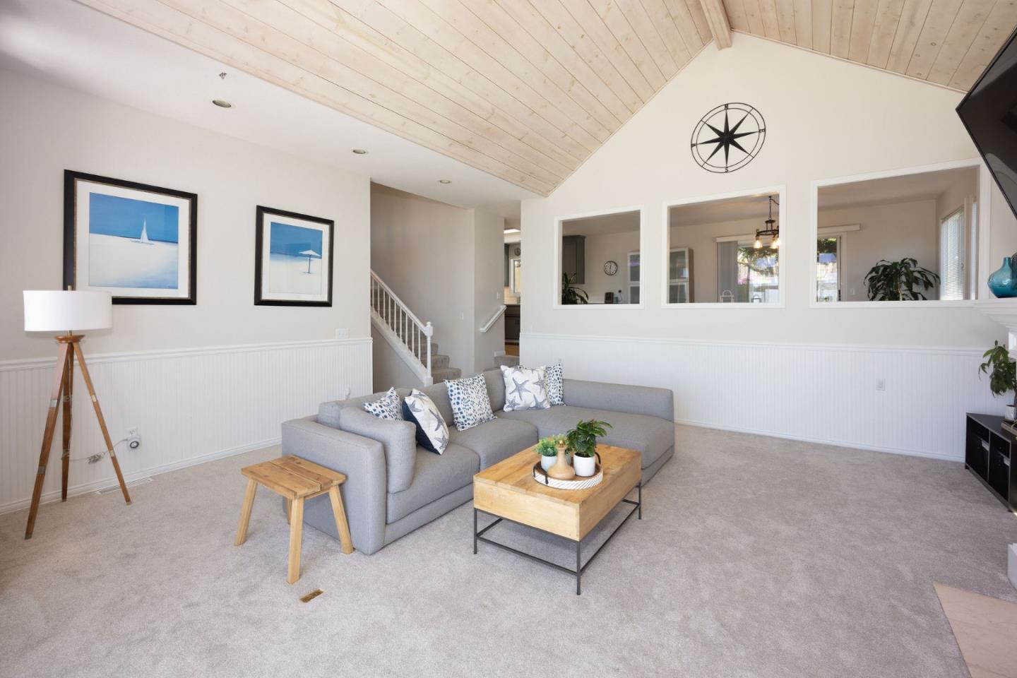 Detail Gallery Image 7 of 35 For 754 San Carlos Ave, El Granada,  CA 94018 - 3 Beds | 2 Baths