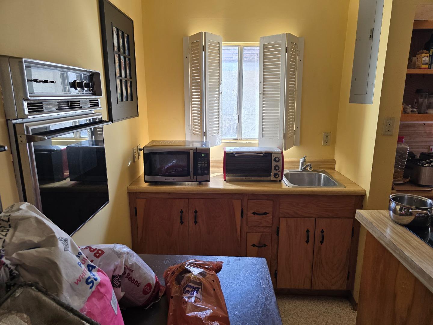 Detail Gallery Image 5 of 42 For 510 Bassett St, King City,  CA 93930 - 3 Beds | 2 Baths