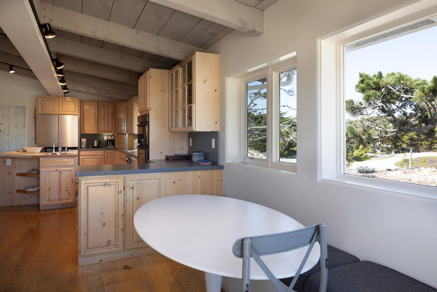 Detail Gallery Image 9 of 30 For 1339 Pico Ave, Pacific Grove,  CA 93950 - 3 Beds | 2 Baths