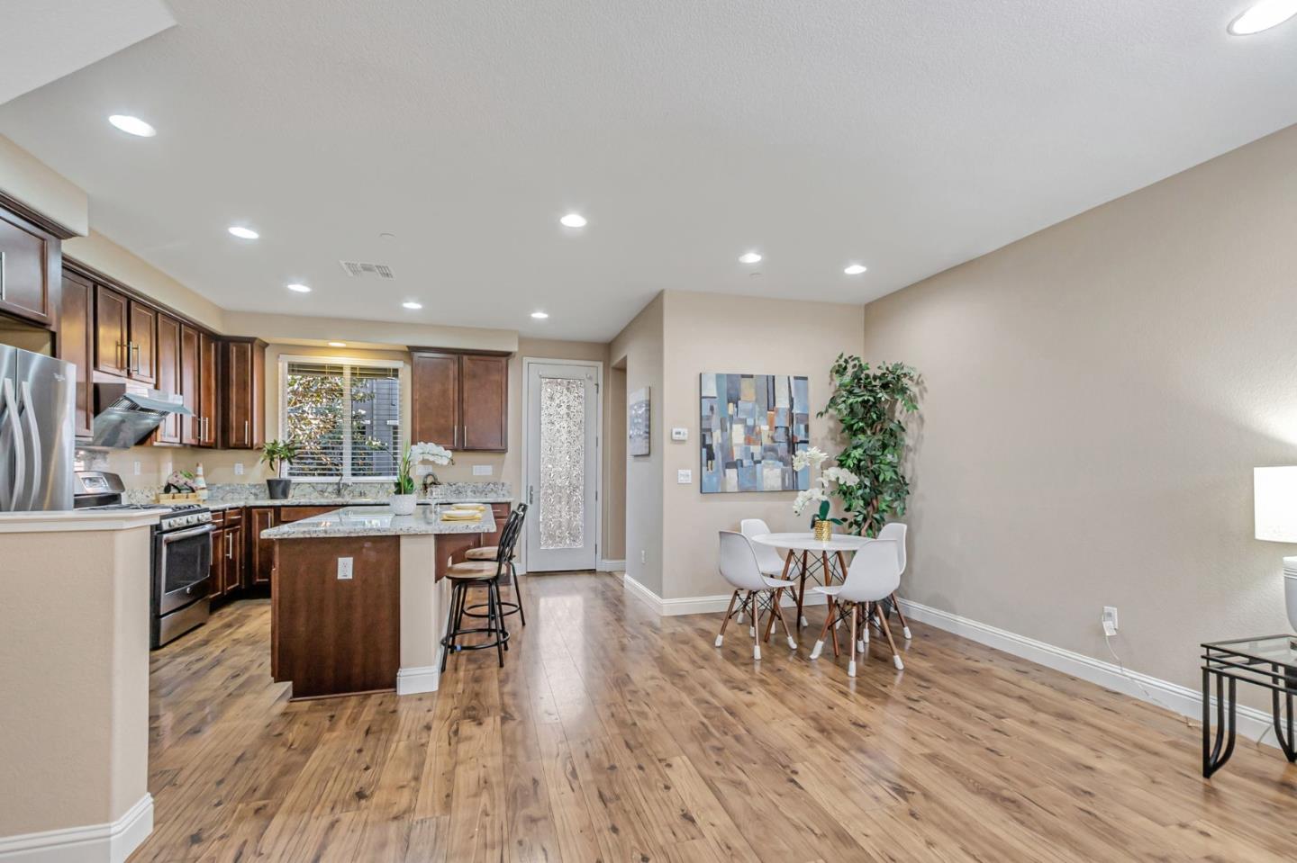 Detail Gallery Image 15 of 47 For 1603 Canal St, Milpitas,  CA 95035 - 3 Beds | 2/1 Baths