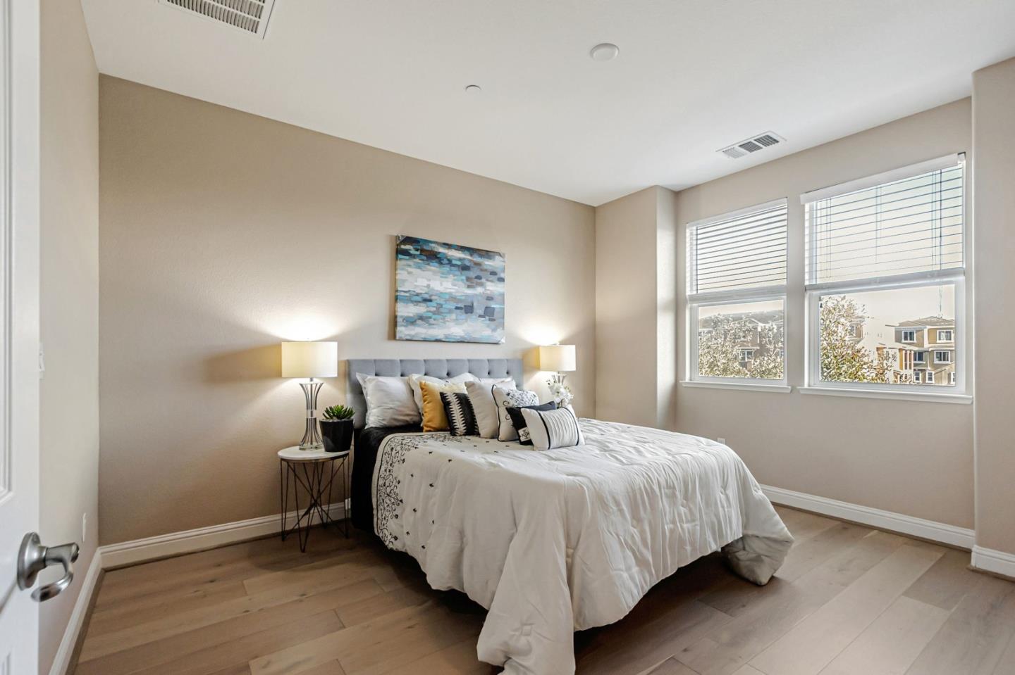 Detail Gallery Image 17 of 47 For 1603 Canal St, Milpitas,  CA 95035 - 3 Beds | 2/1 Baths