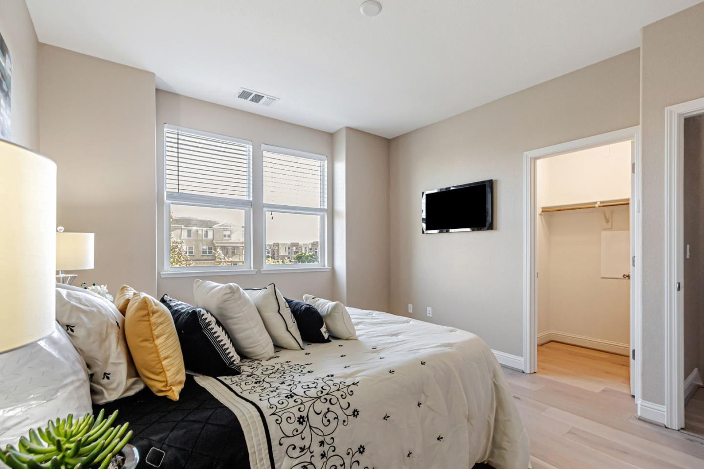 Detail Gallery Image 19 of 47 For 1603 Canal St, Milpitas,  CA 95035 - 3 Beds | 2/1 Baths