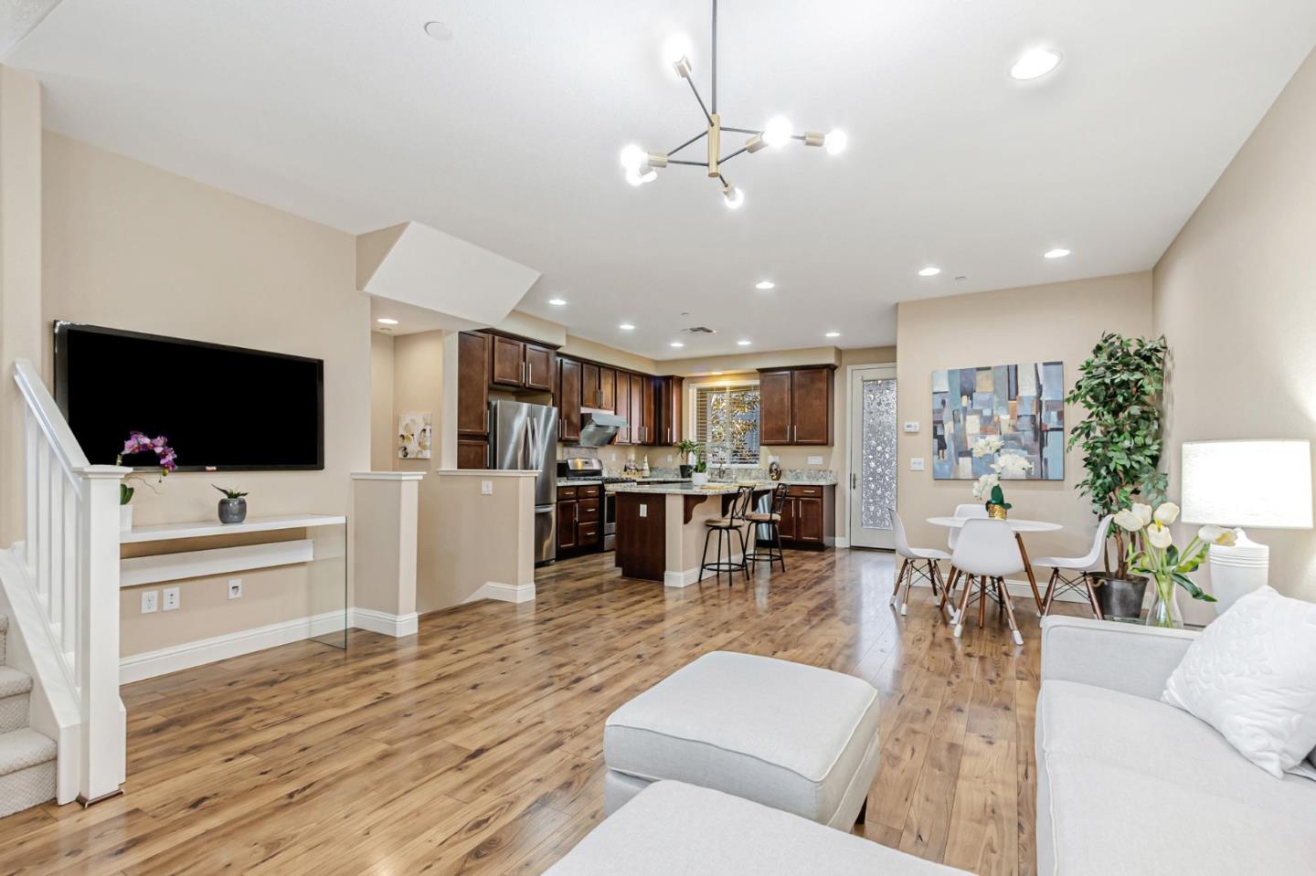 Detail Gallery Image 5 of 47 For 1603 Canal St, Milpitas,  CA 95035 - 3 Beds | 2/1 Baths