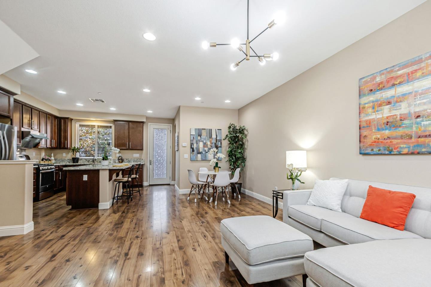 Detail Gallery Image 6 of 47 For 1603 Canal St, Milpitas,  CA 95035 - 3 Beds | 2/1 Baths