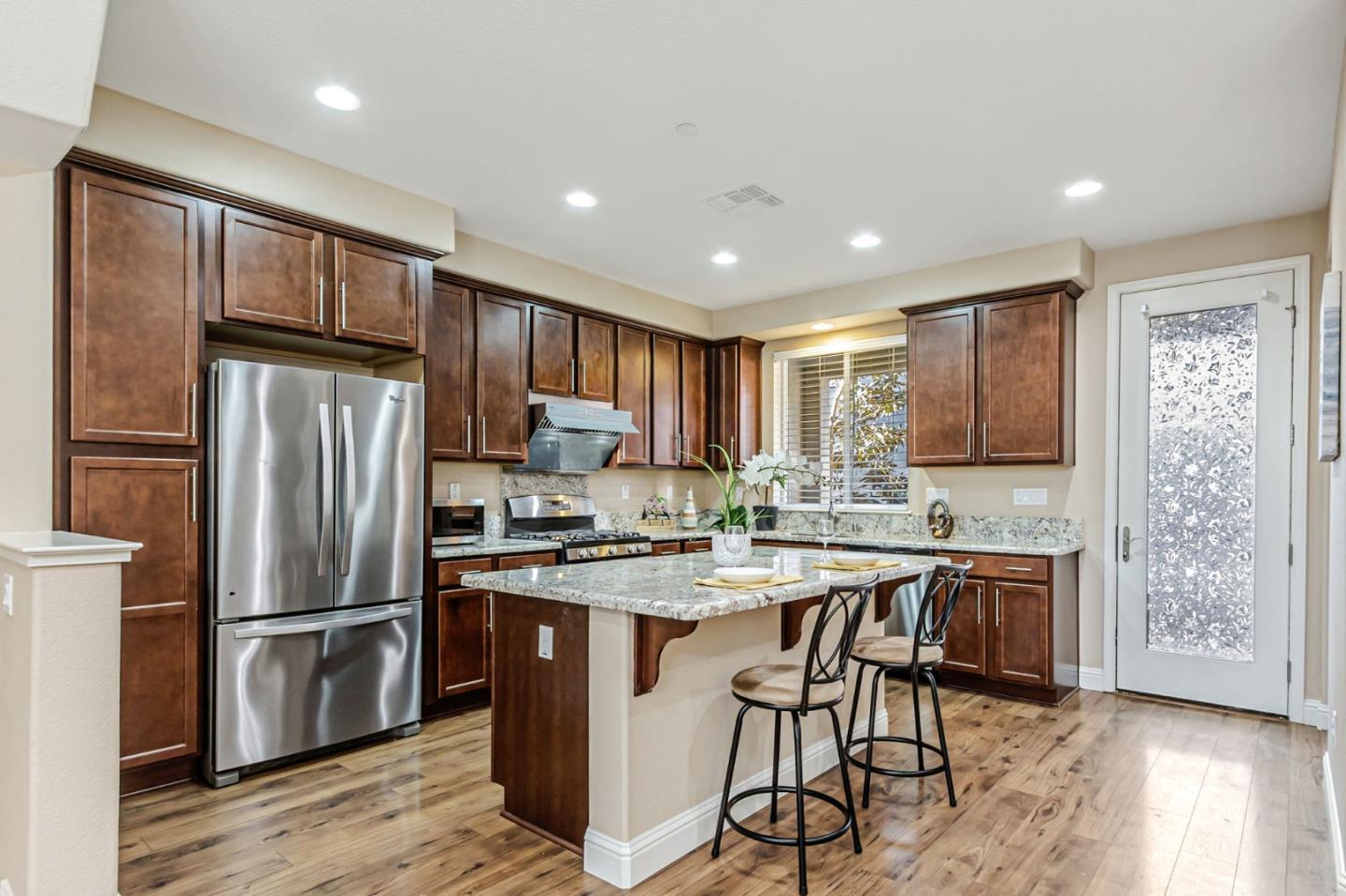 Detail Gallery Image 8 of 47 For 1603 Canal St, Milpitas,  CA 95035 - 3 Beds | 2/1 Baths