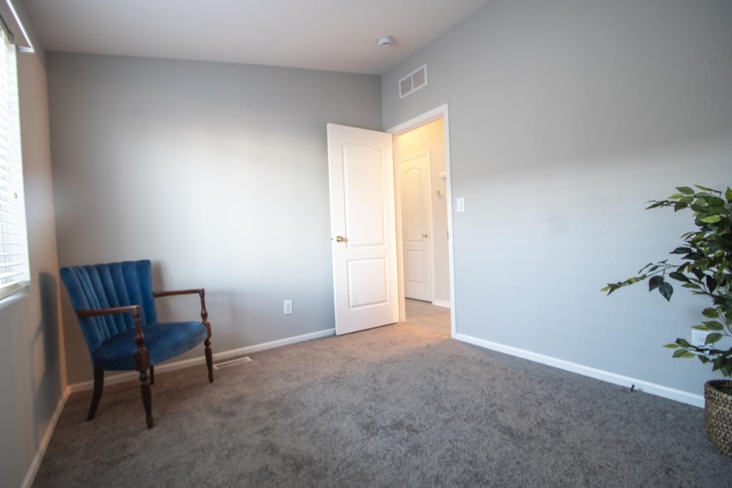 Detail Gallery Image 12 of 30 For 255 E Bolivar St #66,  Salinas,  CA 93906 - 3 Beds | 2 Baths