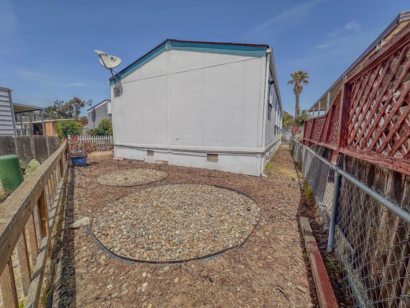 Detail Gallery Image 24 of 30 For 255 E Bolivar St #66,  Salinas,  CA 93906 - 3 Beds | 2 Baths