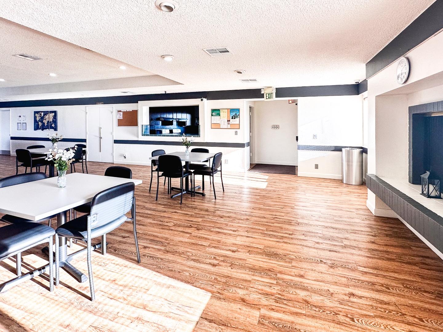 Detail Gallery Image 28 of 30 For 255 E Bolivar St #66,  Salinas,  CA 93906 - 3 Beds | 2 Baths