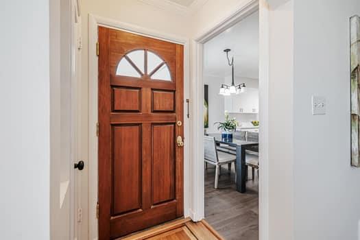 Detail Gallery Image 3 of 36 For 531 Hillside Blvd, Daly City,  CA 94014 - 3 Beds | 1/1 Baths