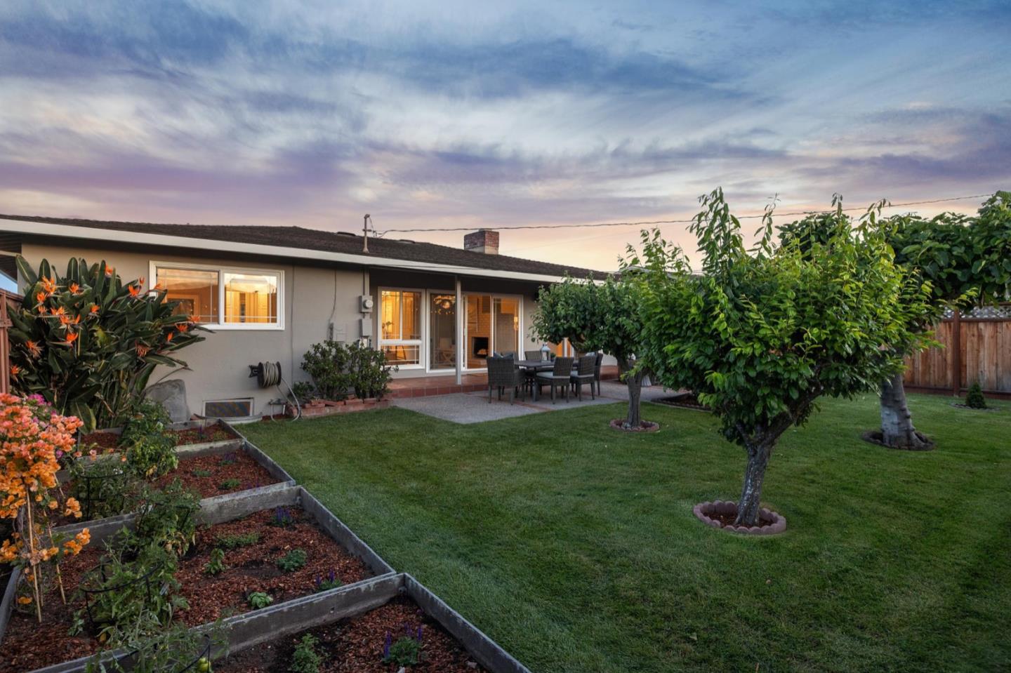 Detail Gallery Image 13 of 71 For 1371 Claudia Ave, San Mateo,  CA 94403 - 3 Beds | 2 Baths