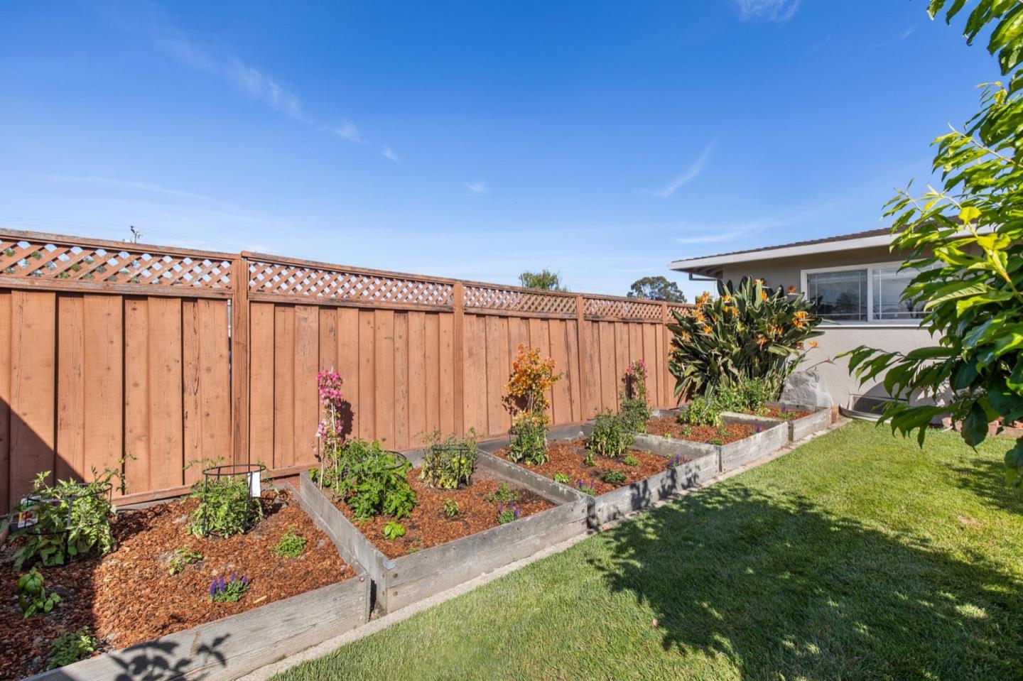 Detail Gallery Image 40 of 71 For 1371 Claudia Ave, San Mateo,  CA 94403 - 3 Beds | 2 Baths