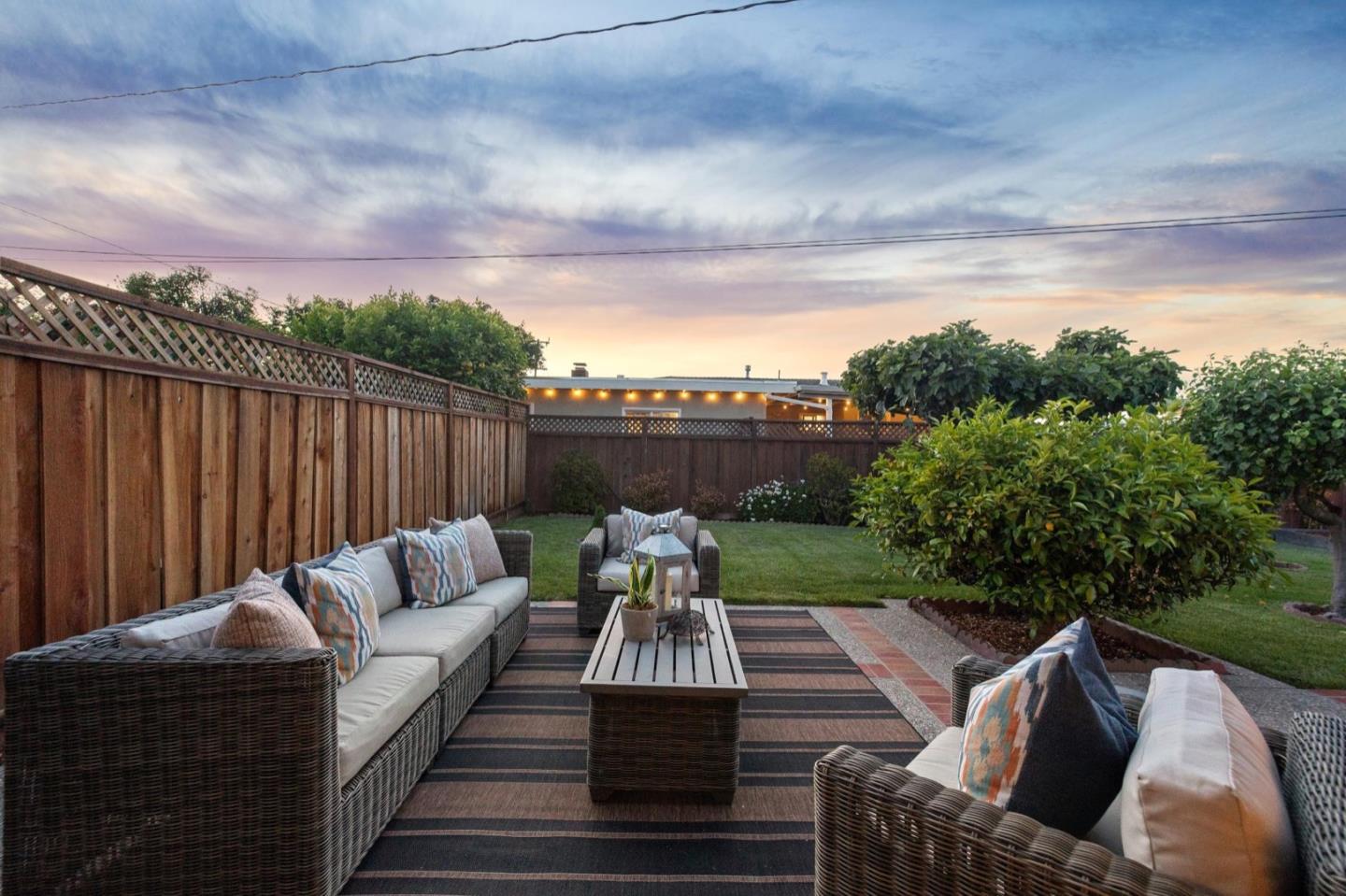 Detail Gallery Image 6 of 71 For 1371 Claudia Ave, San Mateo,  CA 94403 - 3 Beds | 2 Baths