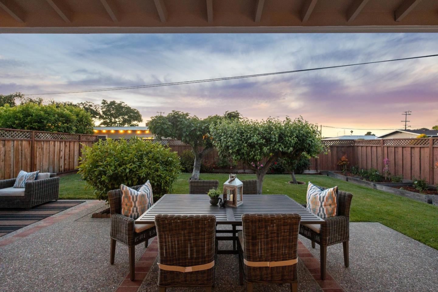 Detail Gallery Image 7 of 71 For 1371 Claudia Ave, San Mateo,  CA 94403 - 3 Beds | 2 Baths