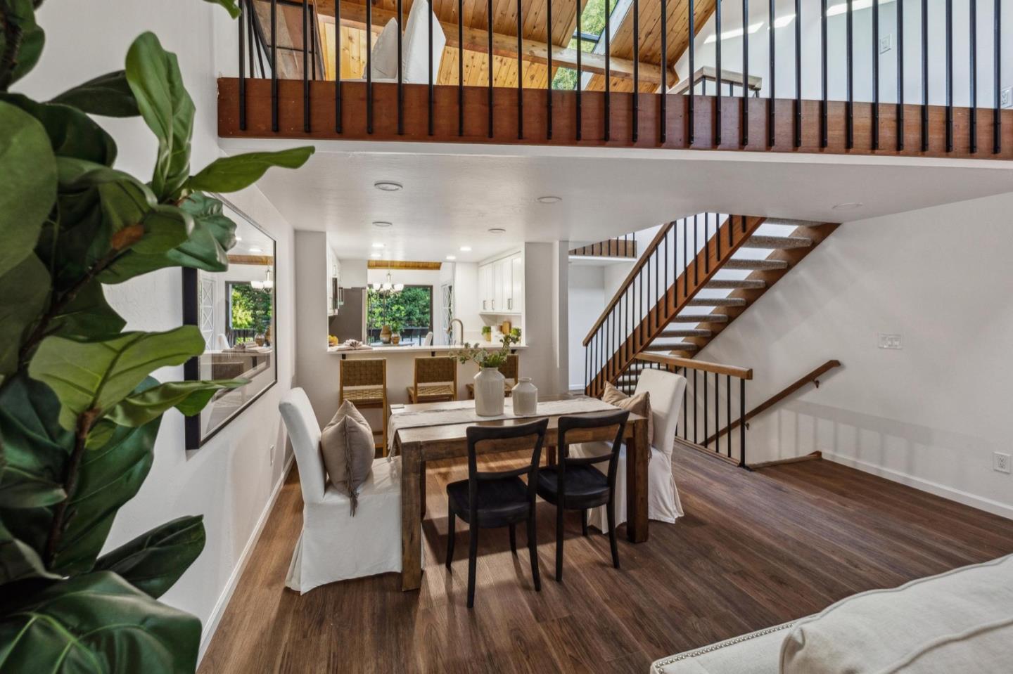 Detail Gallery Image 19 of 84 For 2327 Ticonderoga Dr, San Mateo,  CA 94402 - 2 Beds | 2/1 Baths