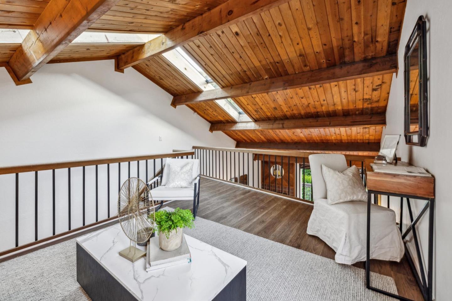 Detail Gallery Image 38 of 84 For 2327 Ticonderoga Dr, San Mateo,  CA 94402 - 2 Beds | 2/1 Baths