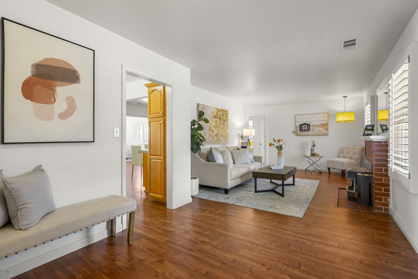 Detail Gallery Image 10 of 46 For 1394 Pauline Dr, Sunnyvale,  CA 94087 - 4 Beds | 2 Baths