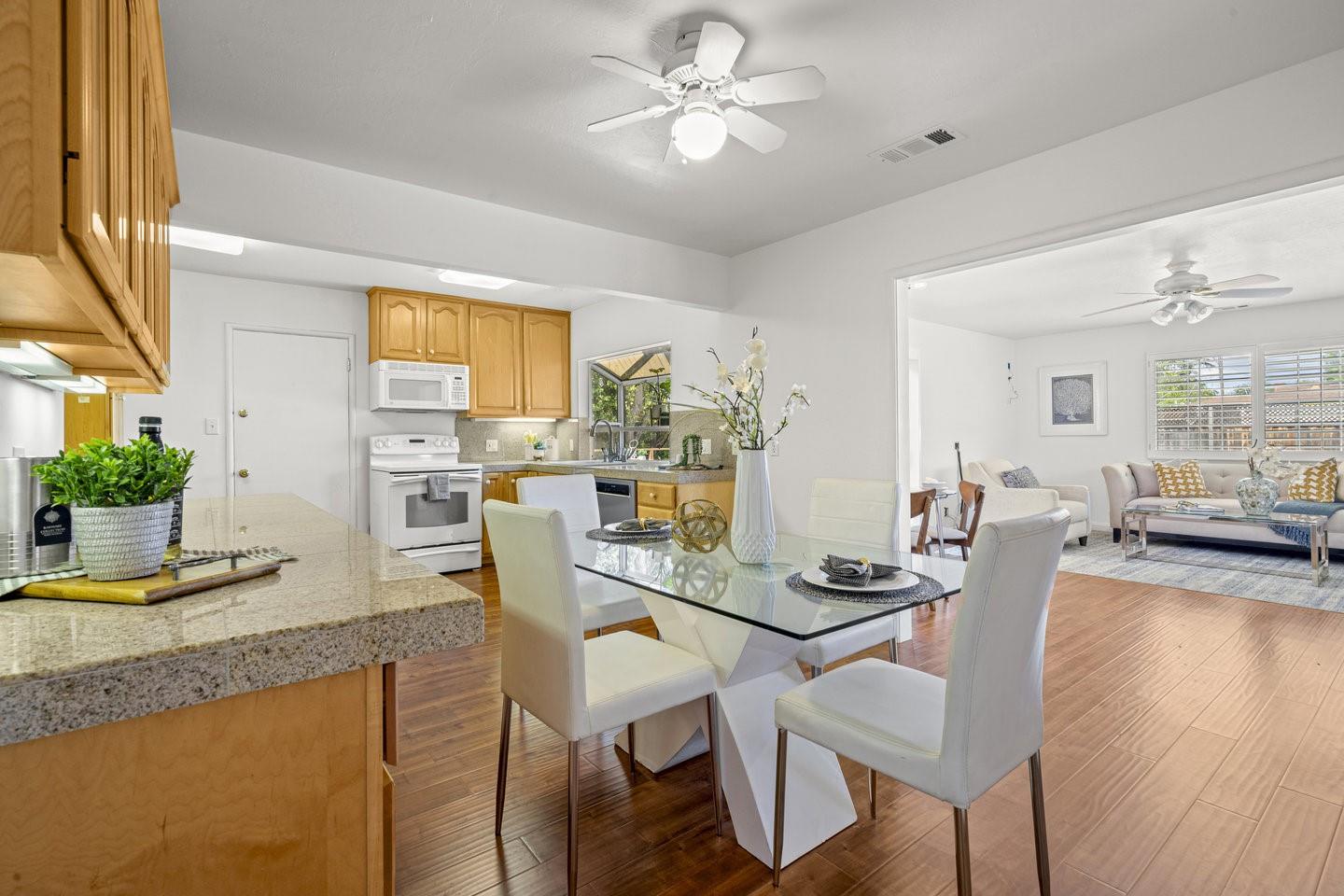 Detail Gallery Image 16 of 46 For 1394 Pauline Dr, Sunnyvale,  CA 94087 - 4 Beds | 2 Baths