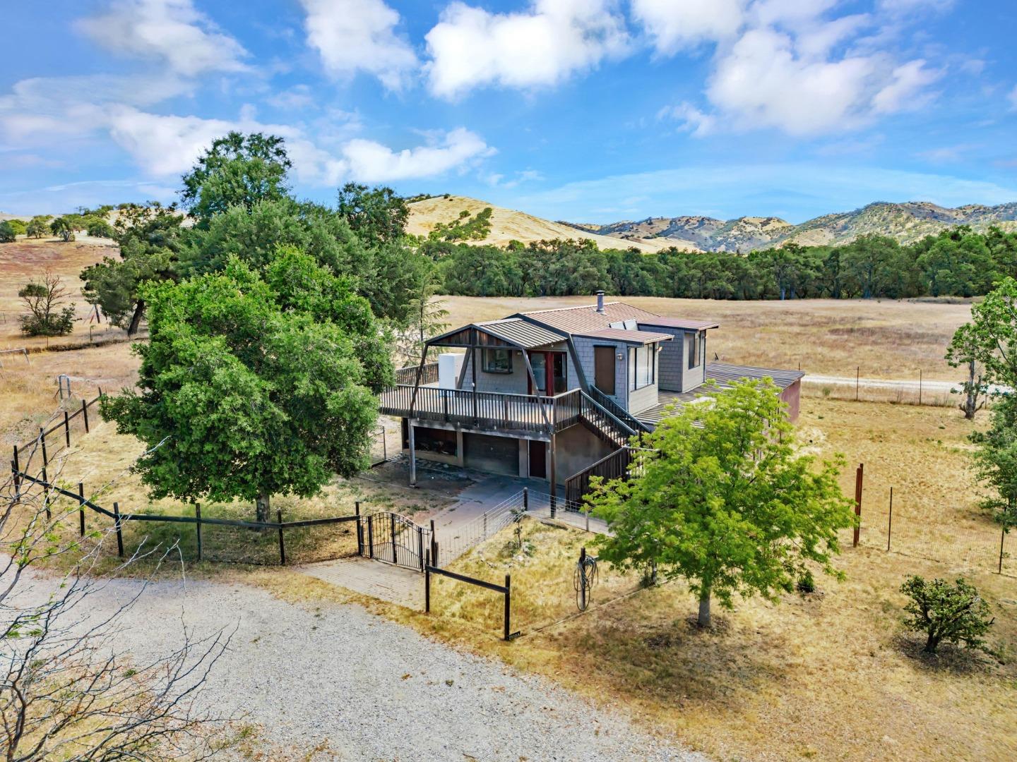 Detail Gallery Image 53 of 73 For 20104 Panoche Rd, Paicines,  CA 95043 - 2 Beds | 2 Baths