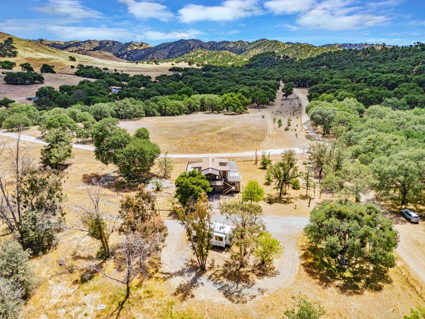 Detail Gallery Image 56 of 73 For 20104 Panoche Rd, Paicines,  CA 95043 - 2 Beds | 2 Baths