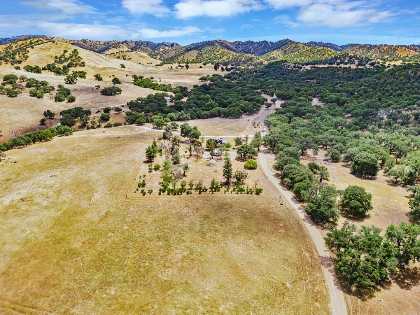 Detail Gallery Image 60 of 73 For 20104 Panoche Rd, Paicines,  CA 95043 - 2 Beds | 2 Baths