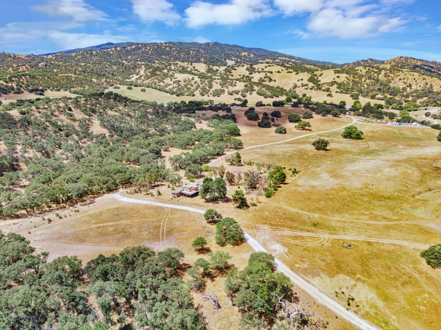 Detail Gallery Image 63 of 73 For 20104 Panoche Rd, Paicines,  CA 95043 - 2 Beds | 2 Baths