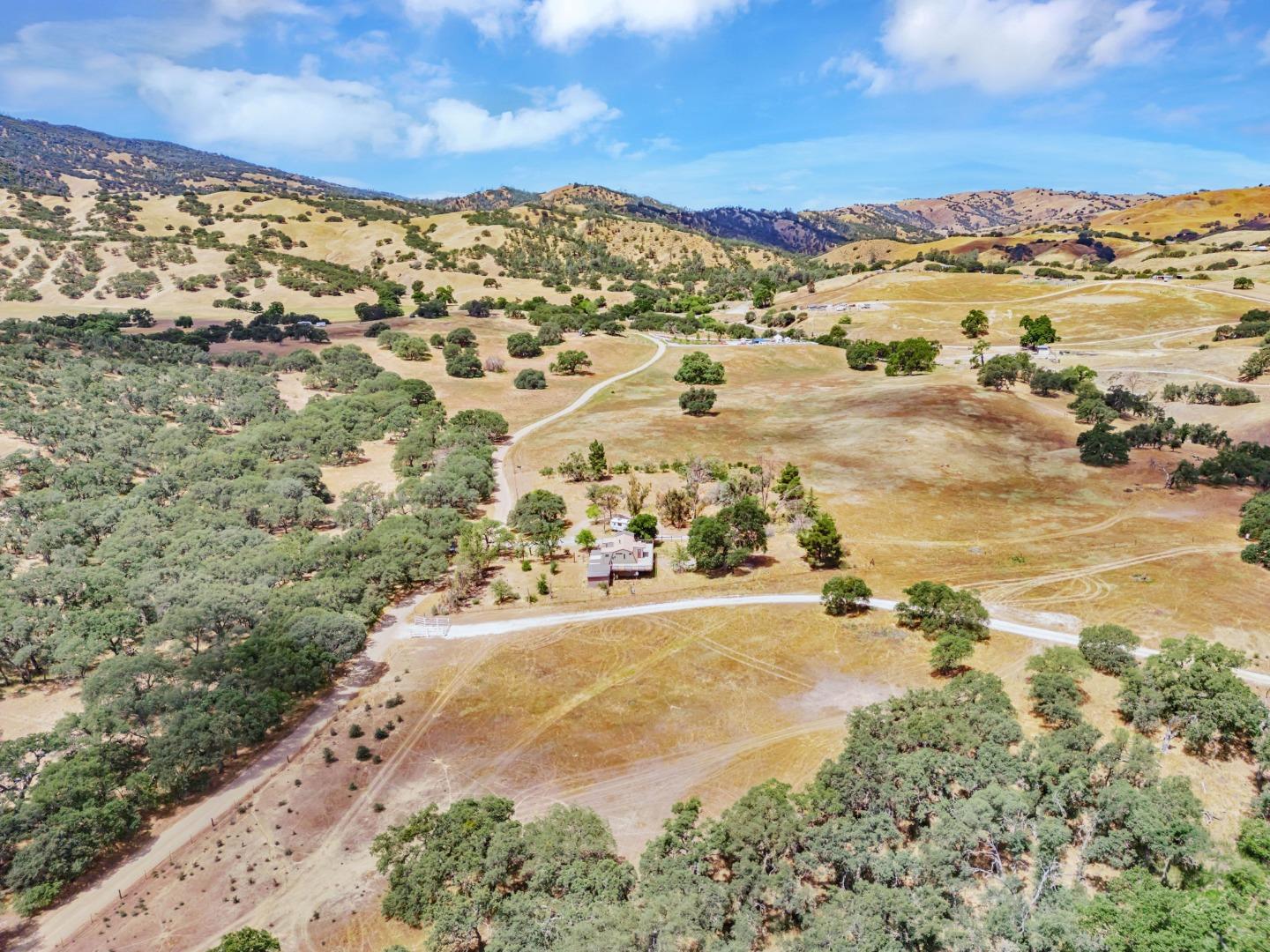 Detail Gallery Image 64 of 73 For 20104 Panoche Rd, Paicines,  CA 95043 - 2 Beds | 2 Baths