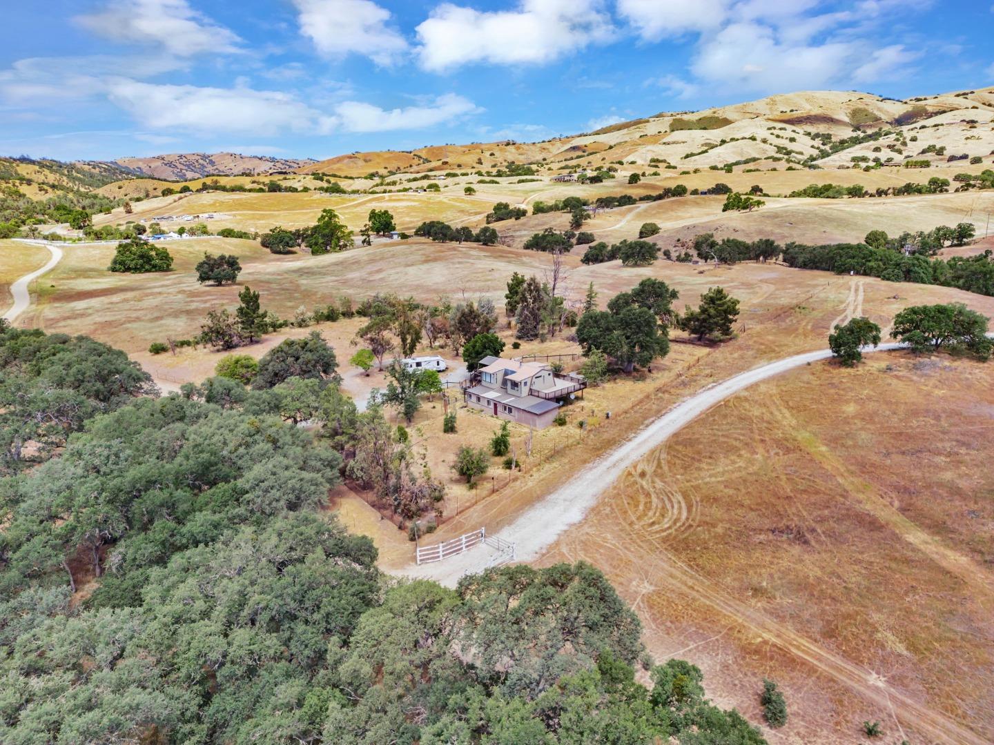 Detail Gallery Image 67 of 73 For 20104 Panoche Rd, Paicines,  CA 95043 - 2 Beds | 2 Baths