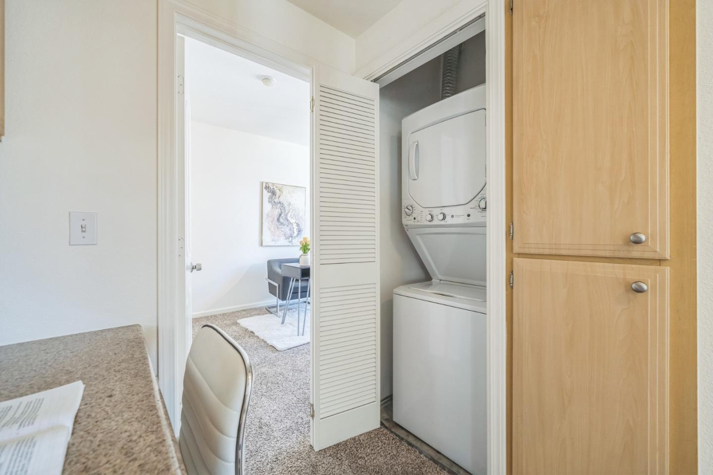 Detail Gallery Image 16 of 30 For 801 S Winchester Blvd #2305,  San Jose,  CA 95128 - 3 Beds | 2 Baths