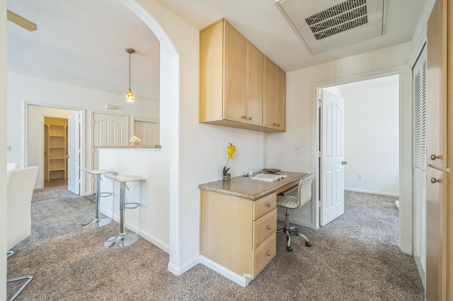 Detail Gallery Image 19 of 30 For 801 S Winchester Blvd #2305,  San Jose,  CA 95128 - 3 Beds | 2 Baths